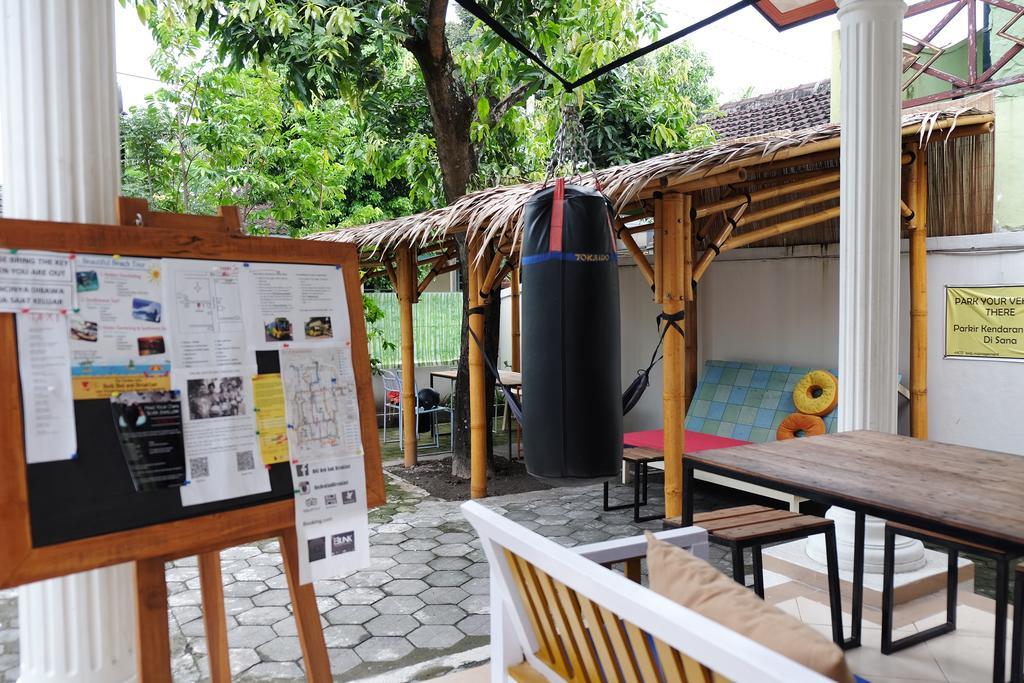 Hoz Bed & Breakfast Yogyakarta Exteriör bild