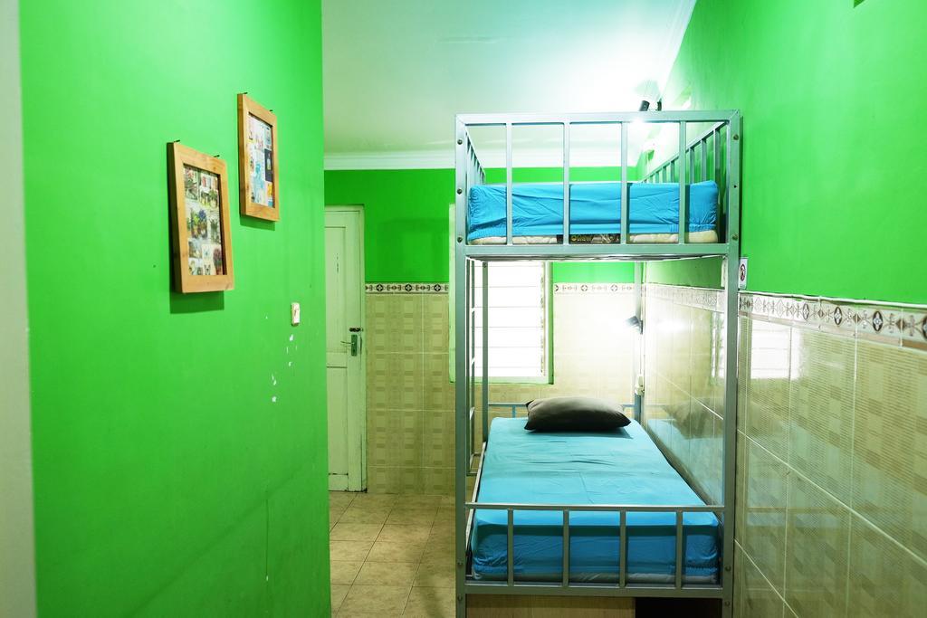 Hoz Bed & Breakfast Yogyakarta Exteriör bild