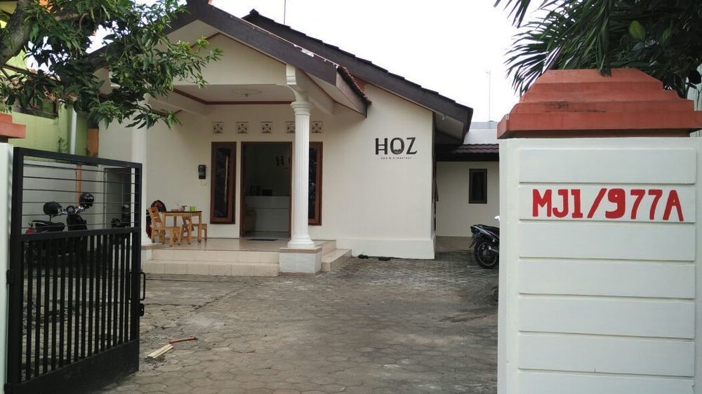 Hoz Bed & Breakfast Yogyakarta Exteriör bild